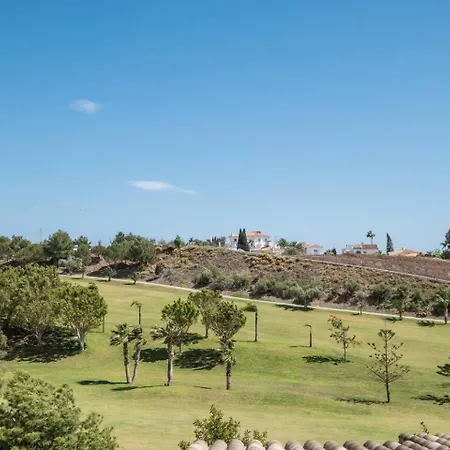 Relaxation, Golf & Caleta De Velez